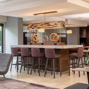Courtyard By Marriott Portland Airport